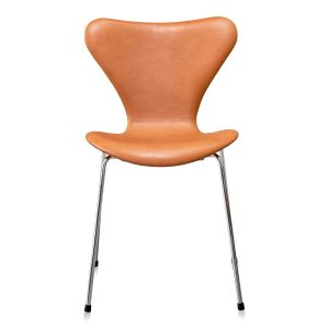 UBRUGT Arne Jacobsen 3107 Originalt Elegance Walnut Anilin
