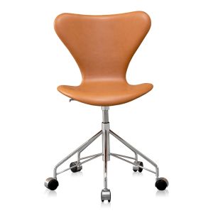 Ny! Arne Jacobsen 3117 Classic cognac