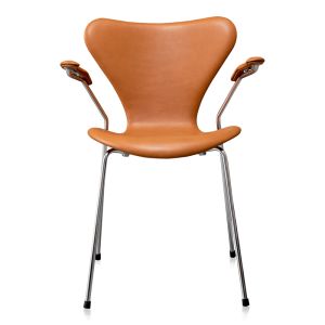 UBRUKT Arne Jacobsen 3207 Classic Cognac Semi Aniline