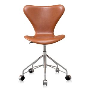 UBRUGT Arne Jacobsen 3117 Legance Cognac Anilin
