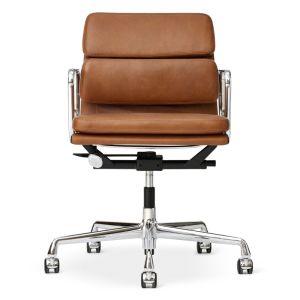Få en Charles Eames EA-217 Softpad Legance Cogna Anilin hæve/sænke samt vip kontorstol i høj kvalitet. Oplev den ultimative komfort og stil med denne designerkontorstol.